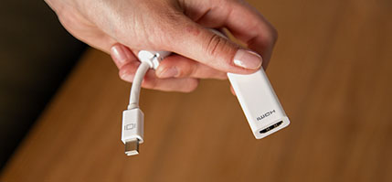 adaptador Thunderbolt o Mini DisplayPort a HDMI